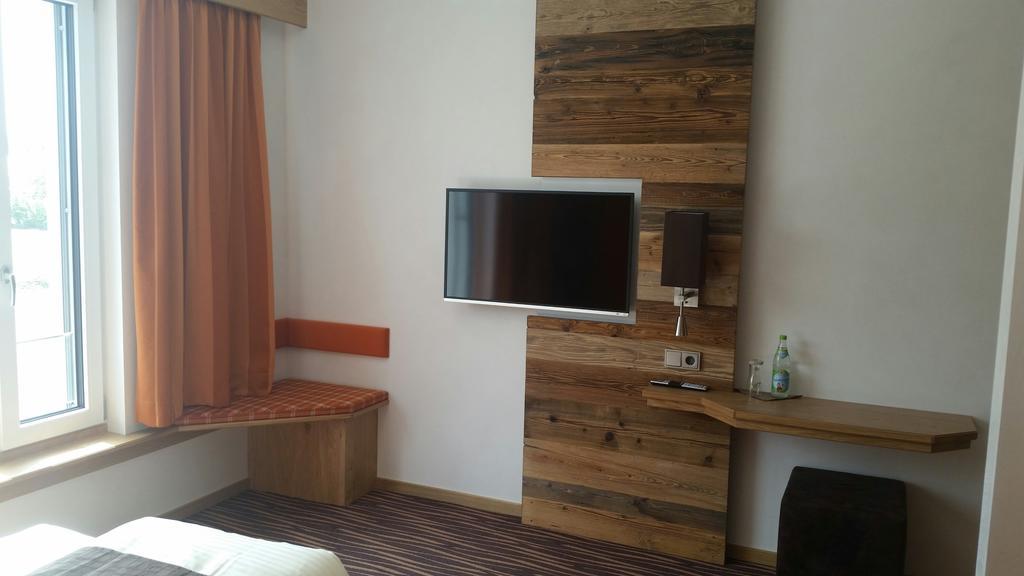 Alpenflair Hotel Buchloe Værelse billede