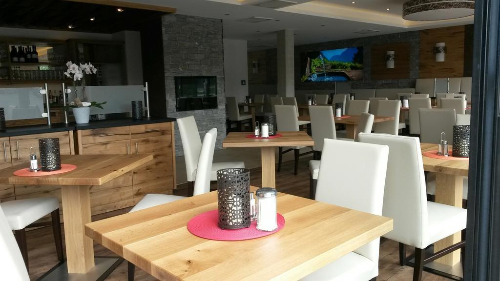 Alpenflair Hotel Buchloe Eksteriør billede