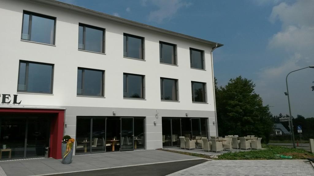Alpenflair Hotel Buchloe Eksteriør billede