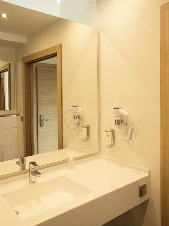 Alpenflair Hotel Buchloe Værelse billede